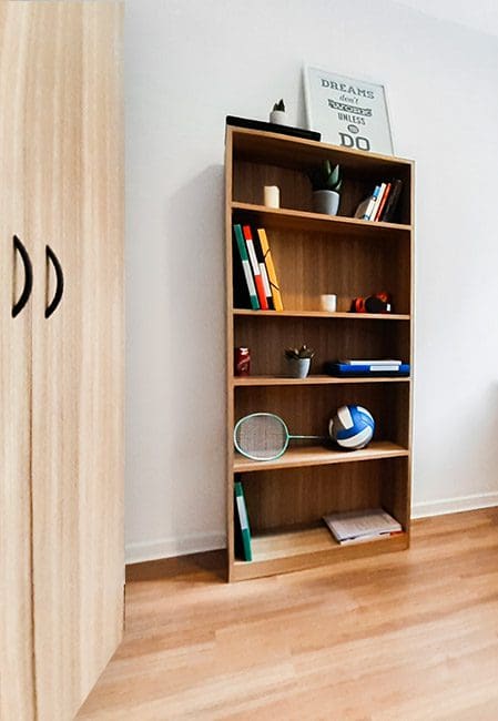 Habitación individual cocna compartida residencia universitaria Málaga