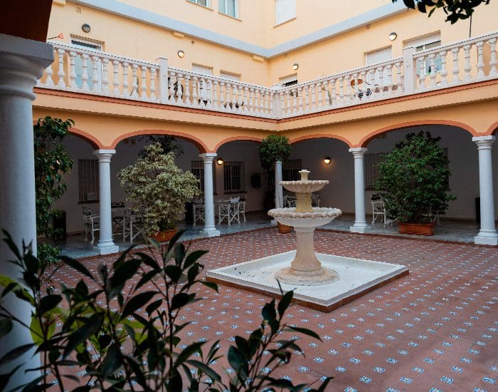 Visita las zonas comunes residencia en Málaga