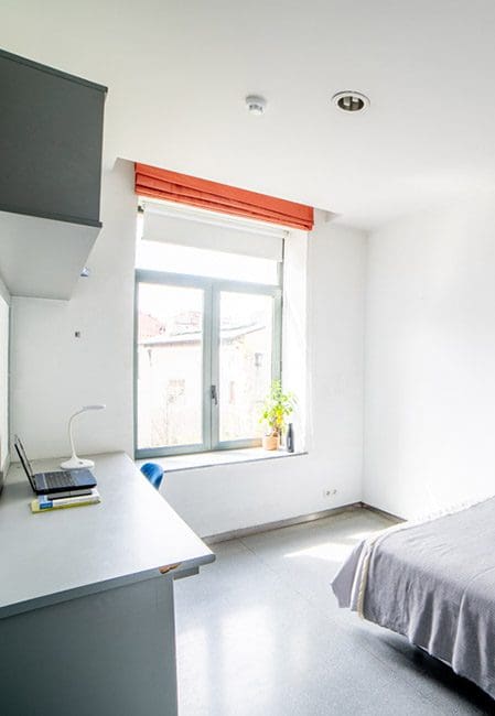 Habitación individual residencia en Burgos