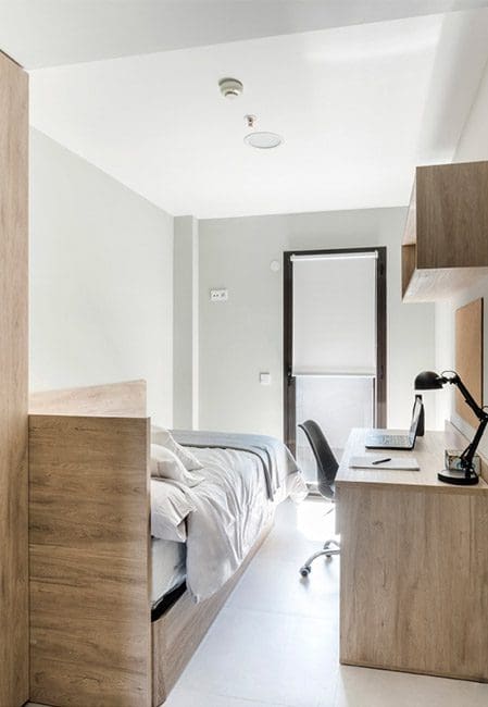 Vista general habitación individual residencia Cartagena