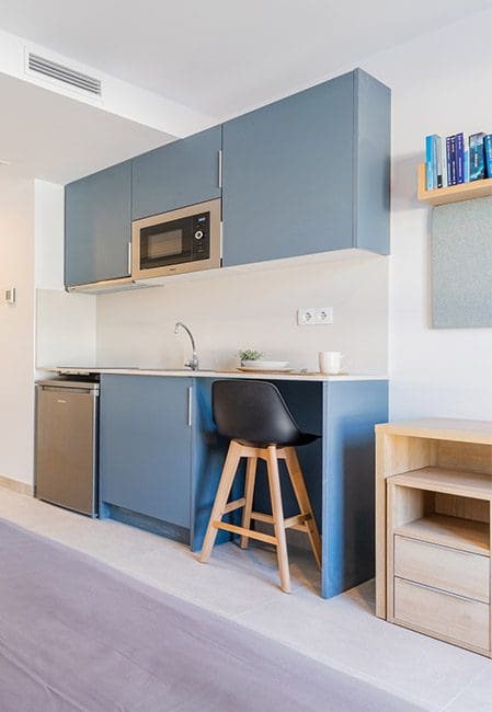 Ático con terraza residencia universitaria en Avenida del Puerto, Valencia