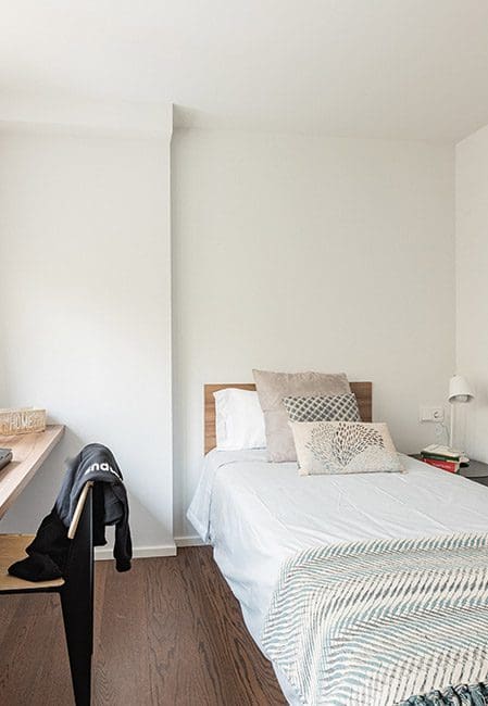 Habitación individual residencia en Pamplona