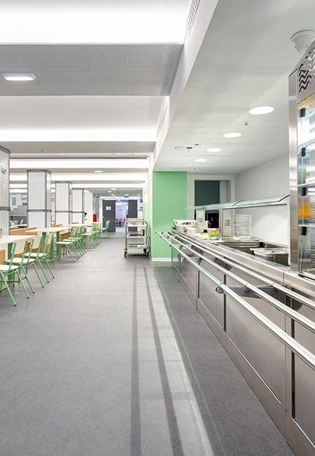 Cafetería residencia universitaria en Oviedo