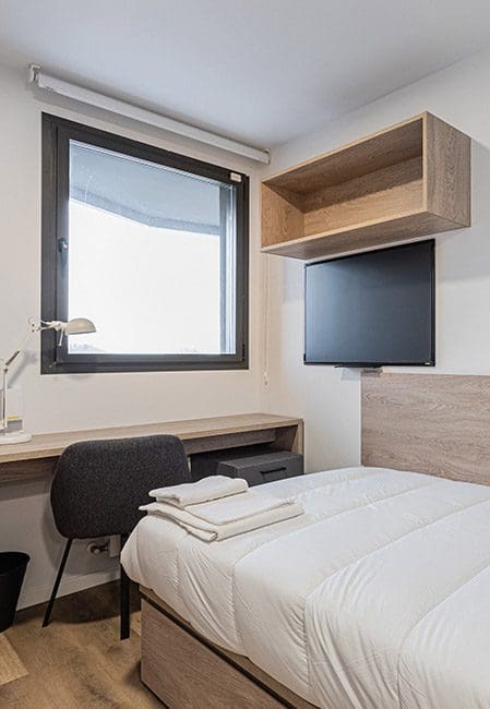Habitación individual en apartamento estudiantes Santader co-living