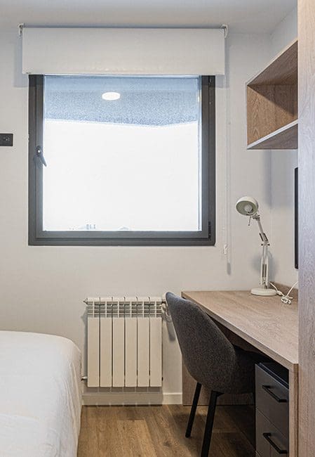 Habitación individual residencia universitaria en Santander