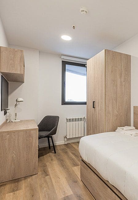 Habitación individual en apartamento estudiantes Santader co-living