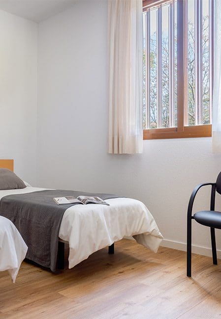 Habitación doble en residencia Bormujos, Sevilla