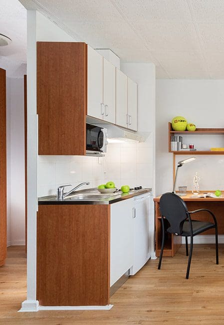 Habitación doble residencia universitaria en Sevilla UPO