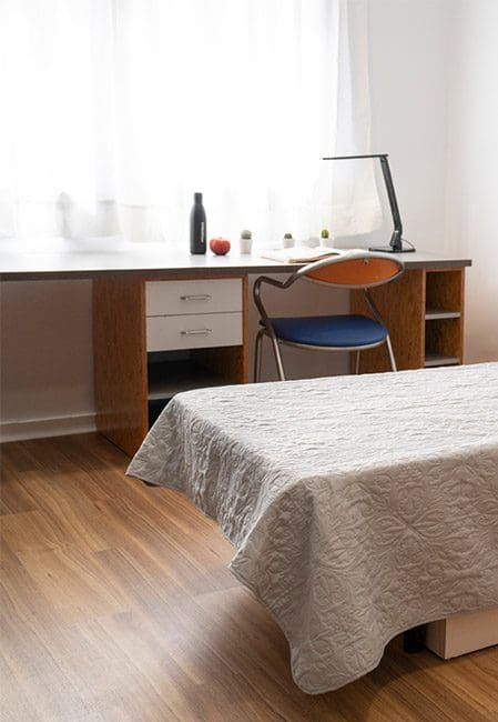 Habitación individual residencia univiersitaria en Burjassot