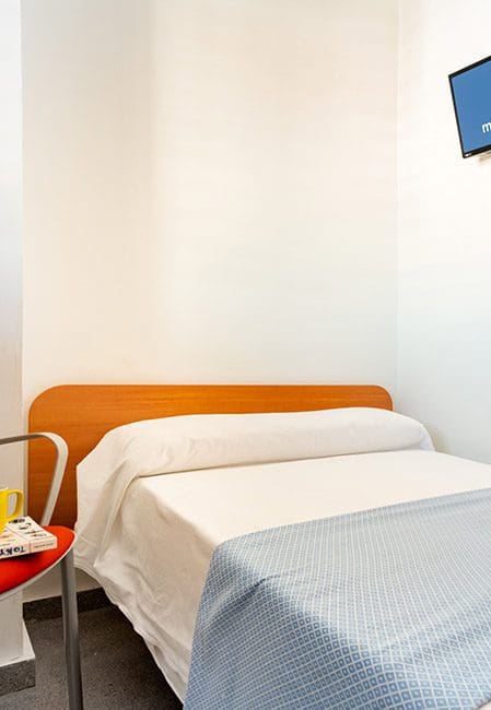 Habitación individual cocina compartida residencia en Rector Estanislao del Campo, Sevilla