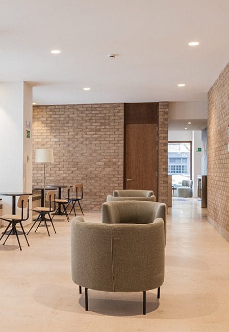 Looby residencia universitaria Pamplona