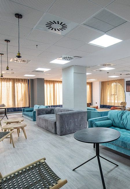 Sala de estar residencia universitaria Galileo Galilei en Valencia