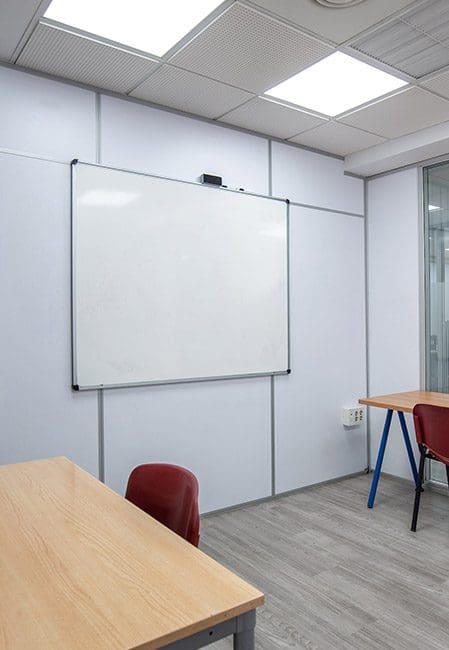 Sala de estudio residencia universitaria Galileo Galilei en Valencia