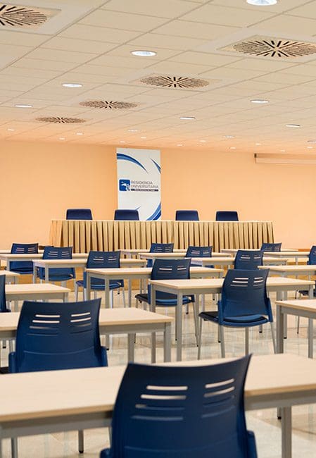 Sala de reuniones residencia universitaria en Rector Estanislao del Campo, Sevilla