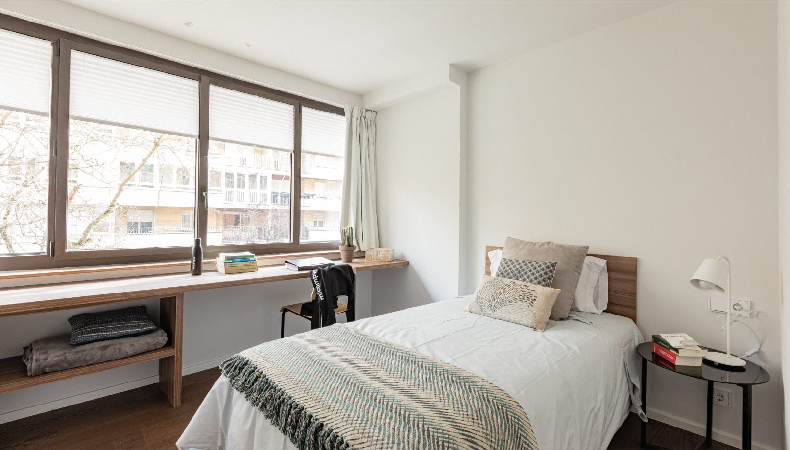 Visita las habitaciones de residencia universitaria en Pamplona