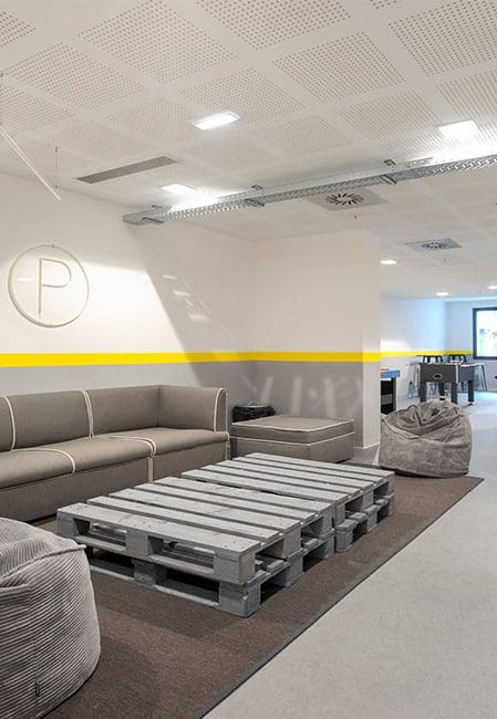 Zona de descanso residencia universitaria en Oviedo